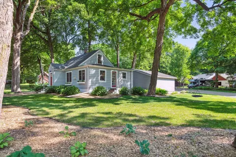 18860 Park Ave, Deephaven, MN 55391 photo 3