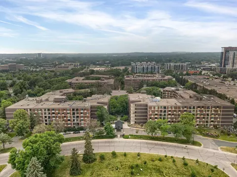 7200 York Ave S #606, Edina, MN 55435
