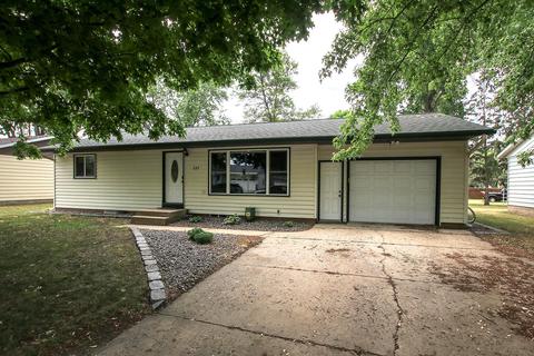 337 1st St NE, Richmond, MN 56368