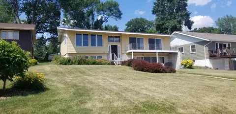 110 N Shore Ave, Albert Lea, MN 56007