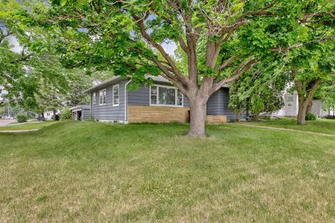 801 E Blue Earth Ave, Fairmont, MN 56031