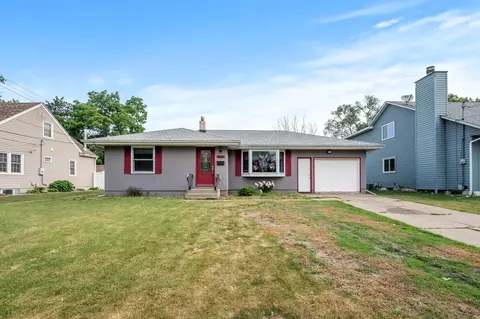 2233 Margaret St, Saint Paul, MN 55119
