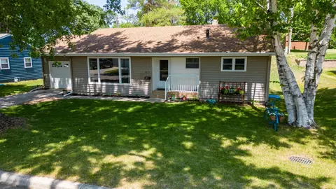 1021 Jefferson Pl, Fergus Falls, MN 56537
