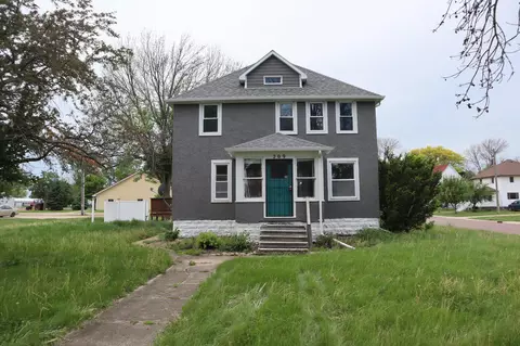 209 Campbell St, Welcome, MN 56181