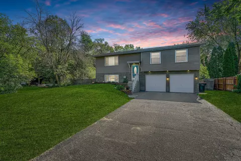 9809 Cord St NE, Circle Pines, MN 55014