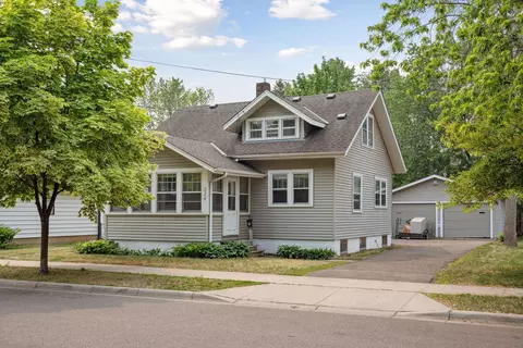 224 1st St NE, Osseo, MN 55369
