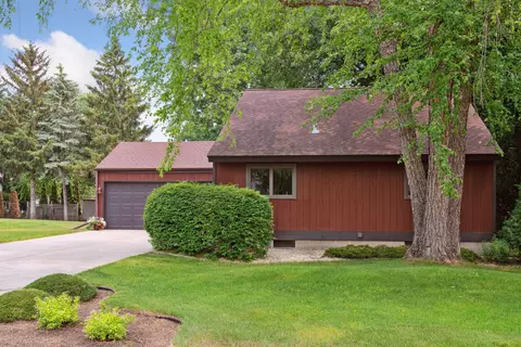 19 Mitchell Dr, Faribault, MN 55021 photo 3