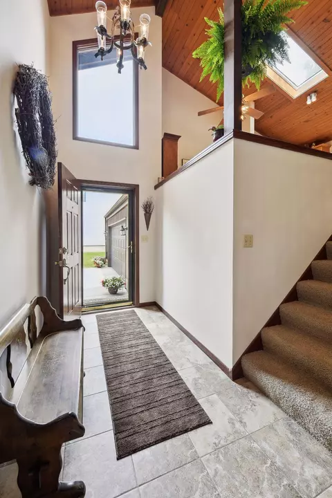 19 Mitchell Dr, Faribault, MN 55021