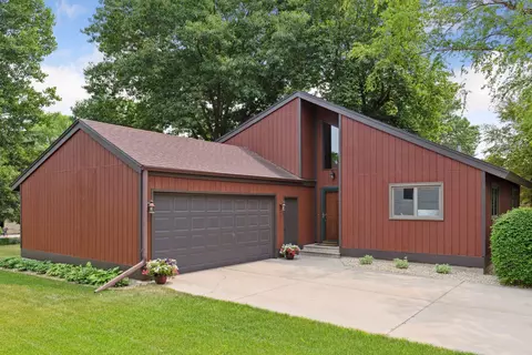 19 Mitchell Dr, Faribault, MN 55021 photo 4