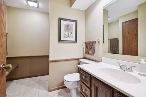 19 Mitchell Dr, Faribault, MN 55021 photo 29