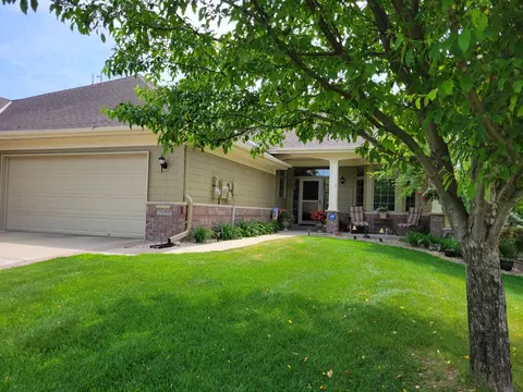 13264 Downey Trl, Apple Valley, MN 55124