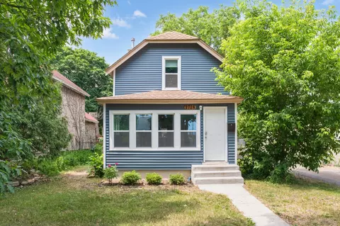 2728 30th Ave S, Minneapolis, MN 55406