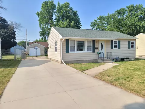 1711 4th Ave SE, Austin, MN 55912