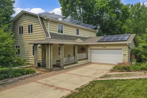 716 Highland Ave, Northfield, MN 55057