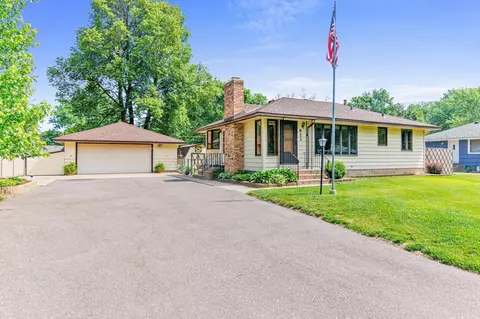 923 112th Ave NW, Coon Rapids, MN 55448