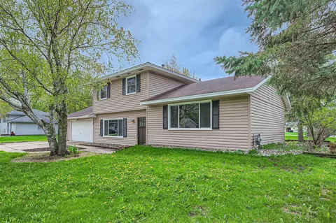 7334 165th St W, Rosemount, MN 55068