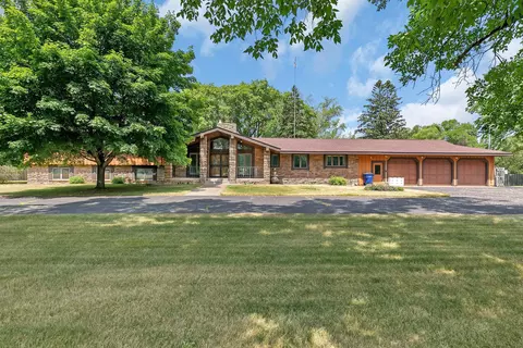 1063 County Road 134, Saint Cloud, MN 56303