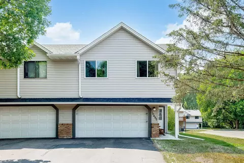 10490 Quince St NW, Coon Rapids, MN 55433