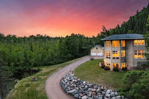 2097 S Lind Rd, Barnum, MN 55707