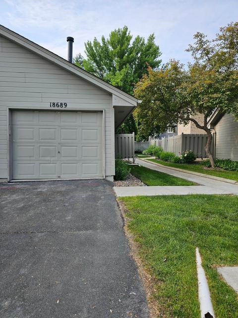 18689 Clear View Ct, Minnetonka, MN 55345