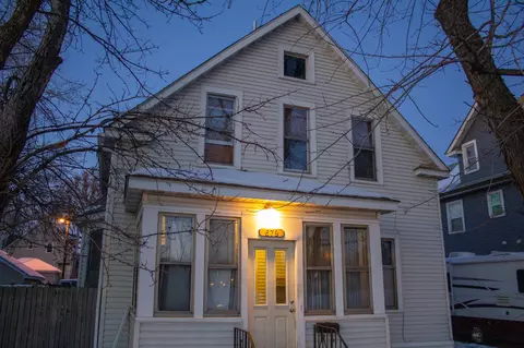 679 Maryland Ave E, Saint Paul, MN 55106