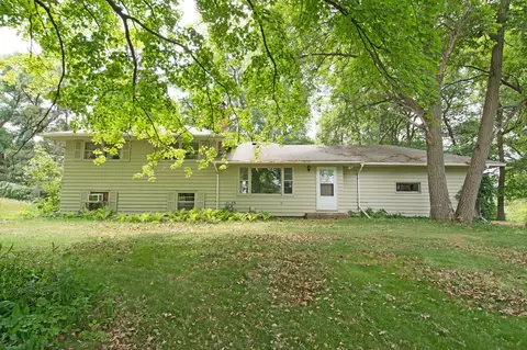 625 Hackamore Rd, Medina, MN 55340