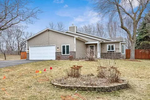 16026 Inglewood Ct, Lakeville, MN 55044