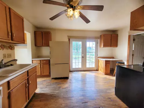 104 W Main Ave, Hoffman, MN 56339 photo 8