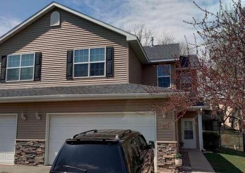 583 Hidden Ln, Hastings, MN 55033