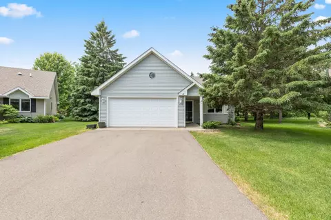 2512 Woodridge Ln, Brainerd, MN 56401