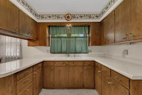 816 Main St, Cold Spring, MN 56320 photo 2