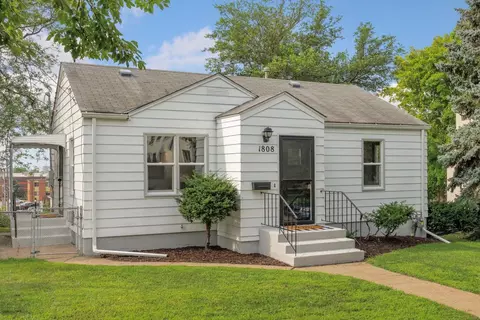 1808 19th Ave NE, Minneapolis, MN 55418