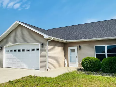 1136 Riverview Rd, Detroit Lakes, MN 56501