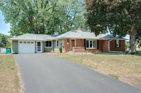 6220 2nd Ave S, Richfield, MN 55423
