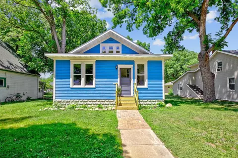 314 S 2nd St, Le Sueur, MN 56058
