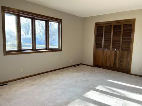 2004 Great Bend Blvd, Windom, MN 56101 photo 23