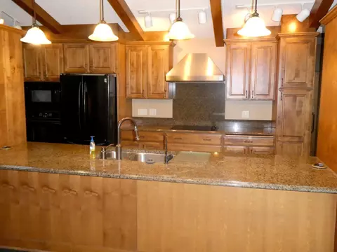 2004 Great Bend Blvd, Windom, MN 56101 photo 12