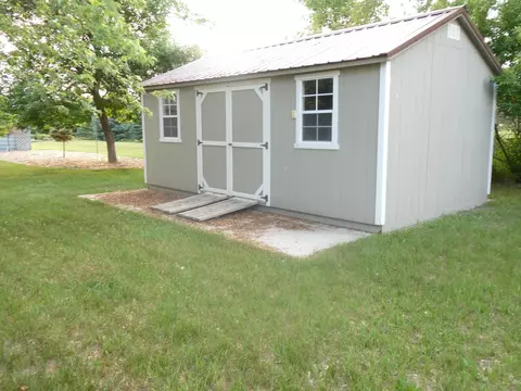 2004 Great Bend Blvd, Windom, MN 56101 photo 39
