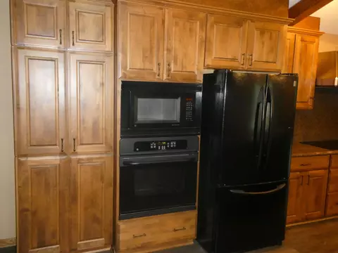 2004 Great Bend Blvd, Windom, MN 56101 photo 8