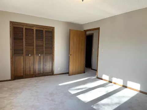 2004 Great Bend Blvd, Windom, MN 56101 photo 24