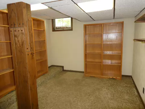 2004 Great Bend Blvd, Windom, MN 56101 photo 35