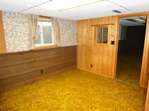 2004 Great Bend Blvd, Windom, MN 56101 photo 34