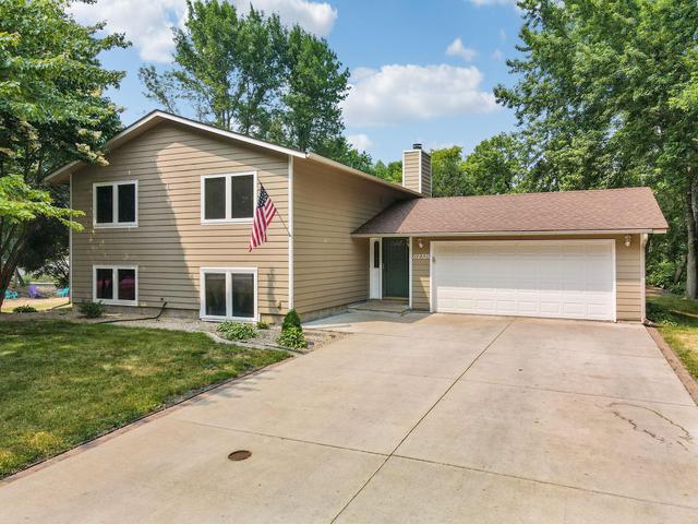 112335 Chatfield Ct, Chaska, MN 55318