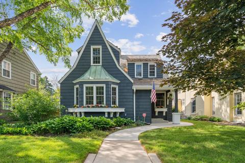 1890 Highland Pkwy, Saint Paul, MN 55116