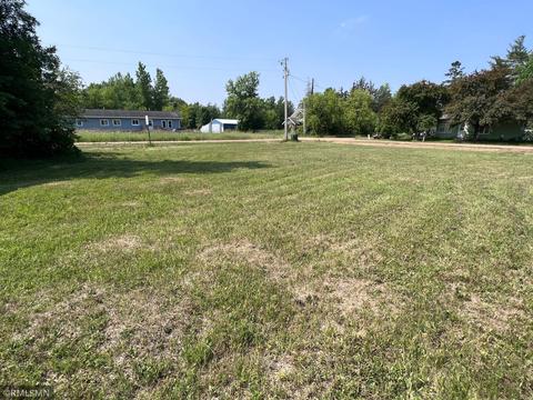 Nnn 1st Sw Street, Henriette, MN 55036