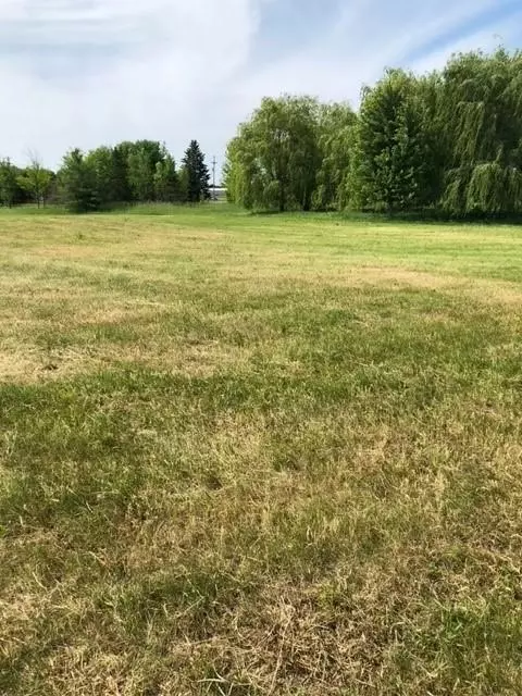151 62nd St, New Germany, MN 55367