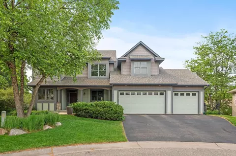 8128 Clifford Cir, Inver Grove Heights, MN 55076