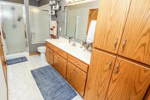 2218 Viking Dr, Saint Cloud, MN 56301 photo 15