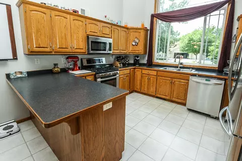 2218 Viking Dr, Saint Cloud, MN 56301 photo 8