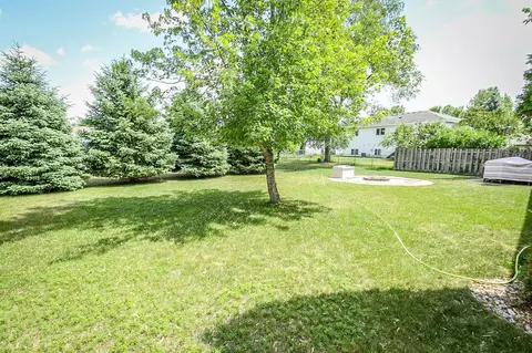 2218 Viking Dr, Saint Cloud, MN 56301 photo 4